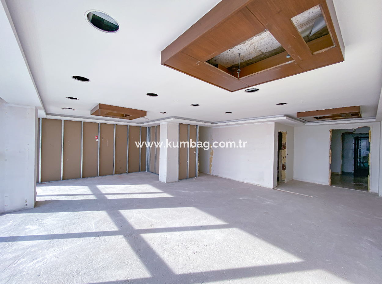 Plaza Offices For Rent Next To The Courthouse On 100.Yil Alt Yol Street With Sea View