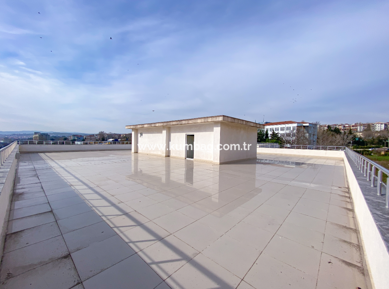 Plaza Offices For Rent Next To The Courthouse On 100.Yil Alt Yol Street With Sea View