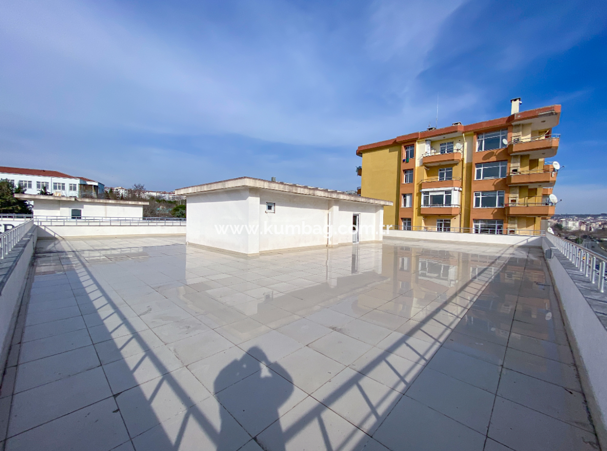 Plaza Offices For Rent Next To The Courthouse On 100.Yil Alt Yol Street With Sea View