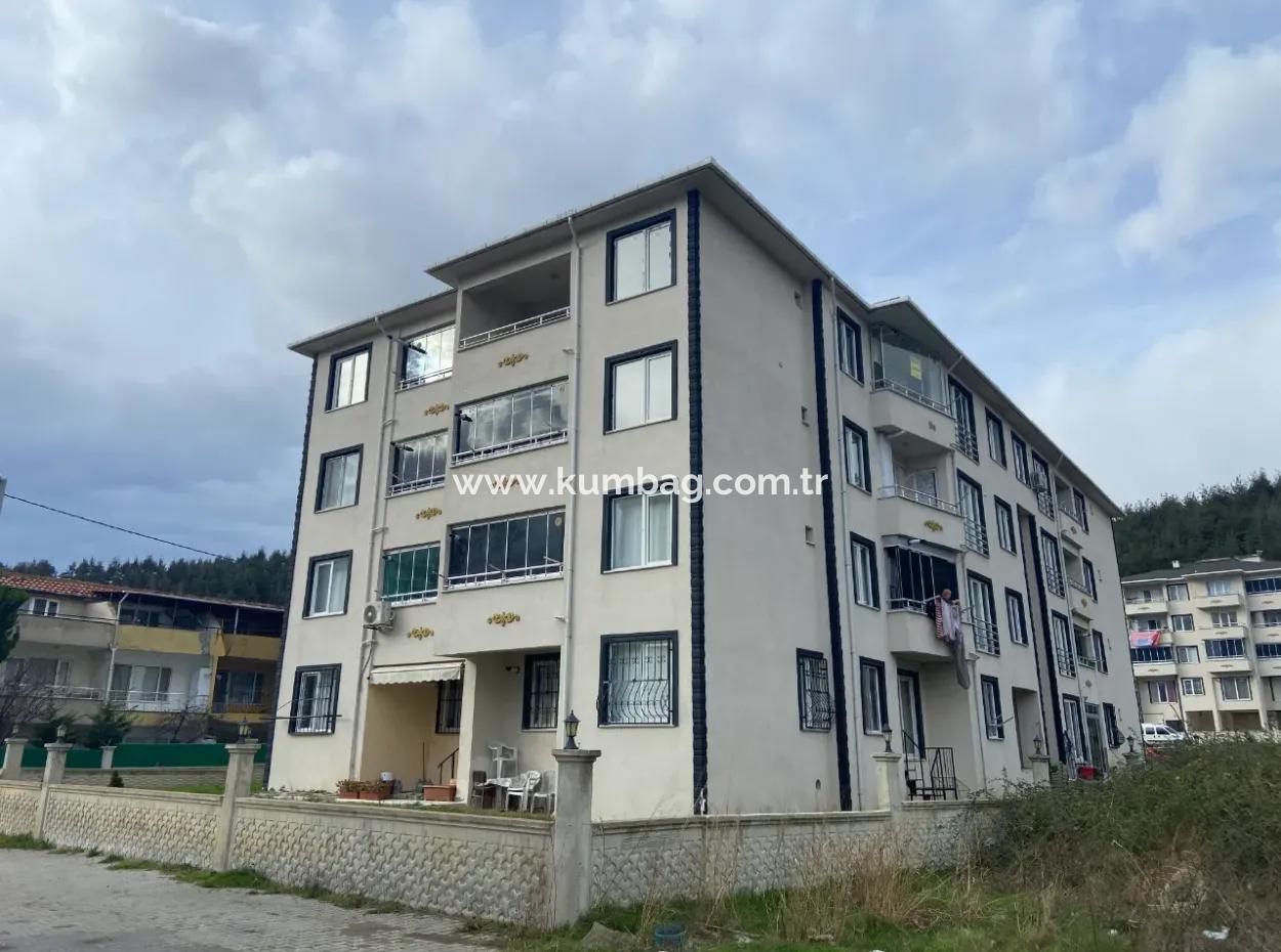 Kumbağ Pazar Sokaği Mevkii Asansörlü Binada Eşyali Kiralik 2+1 Daire