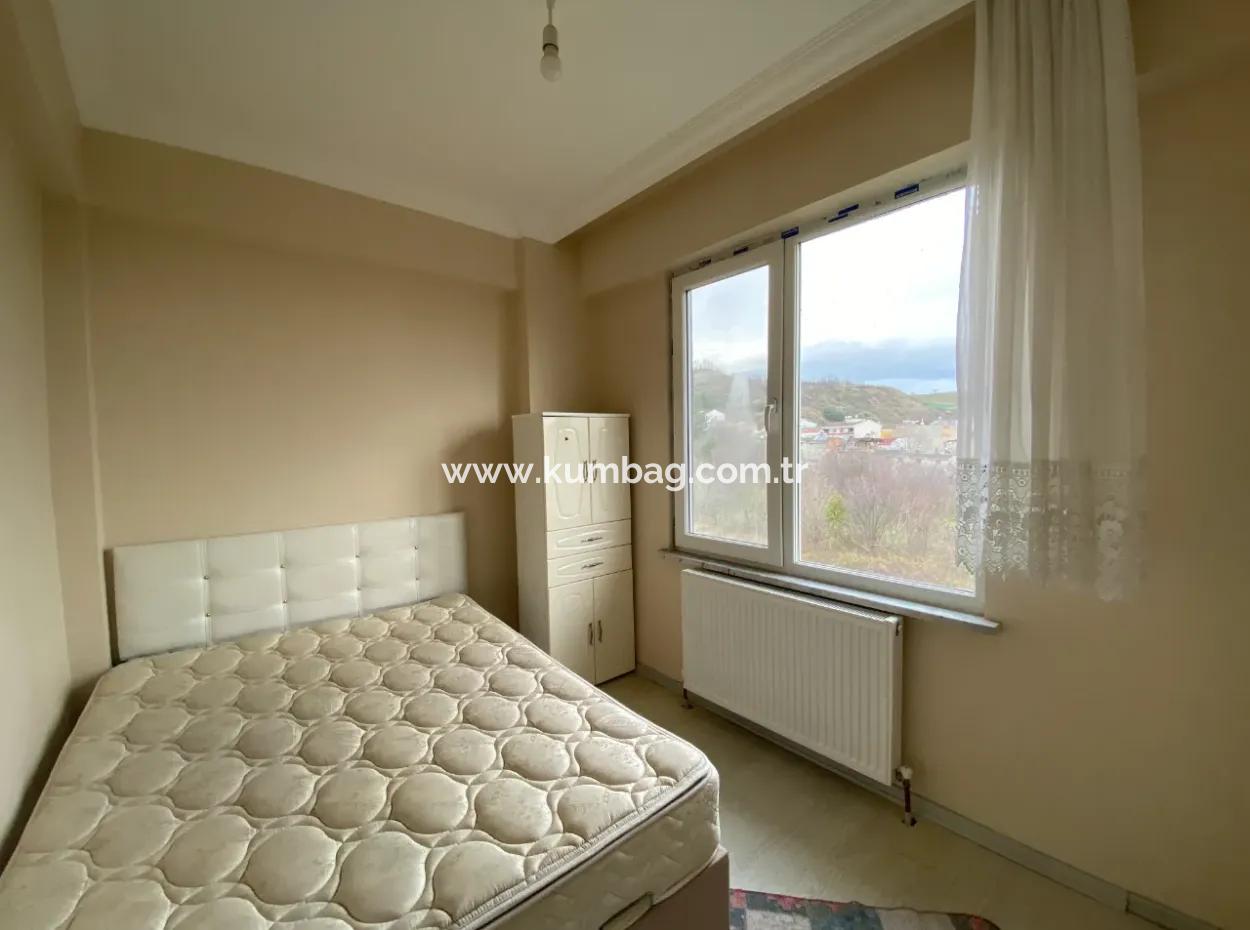 Kumbağ Pazar Sokaği Mevkii Asansörlü Binada Eşyali Kiralik 2+1 Daire