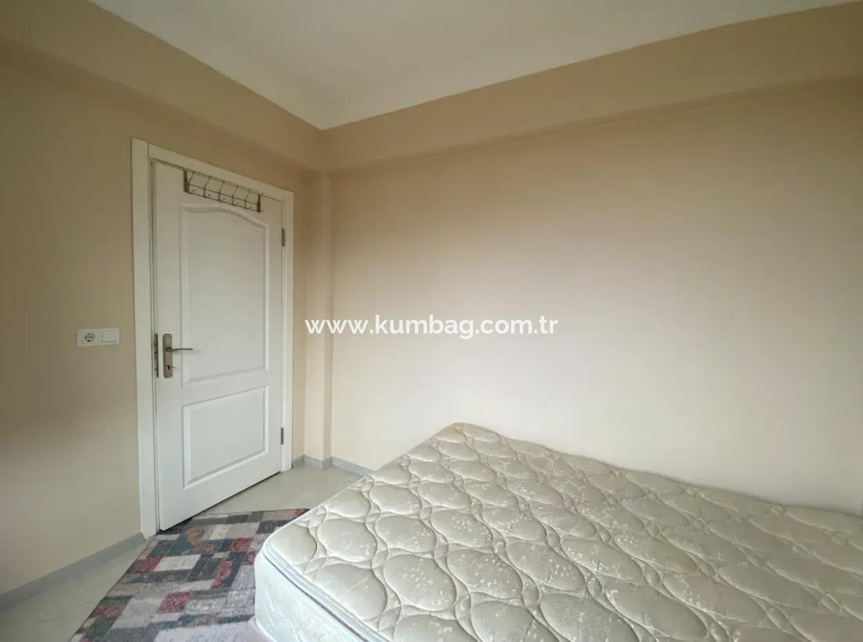 Kumbağ Pazar Sokaği Mevkii Asansörlü Binada Eşyali Kiralik 2+1 Daire