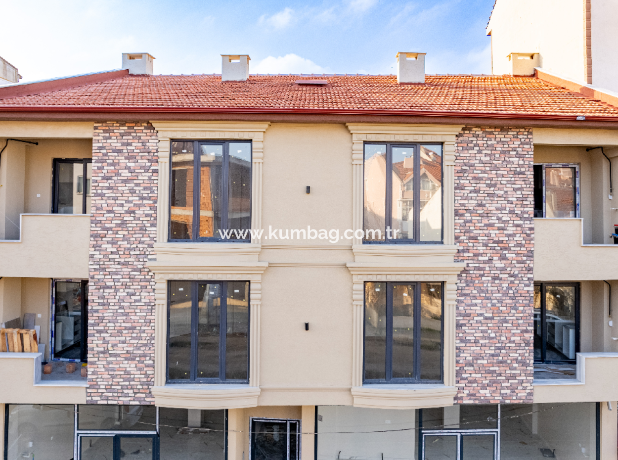 New For Sale On Altinova Street Close To The Beach 2 1 Apartments