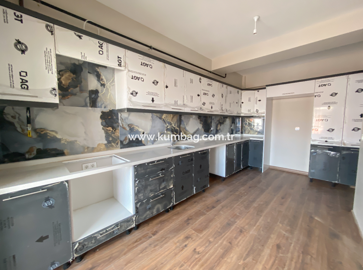 New For Sale On Altinova Street Close To The Beach 2 1 Apartments