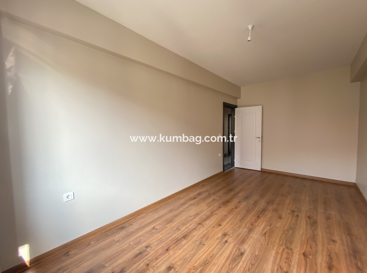 New For Sale On Altinova Street Close To The Beach 2 1 Apartments