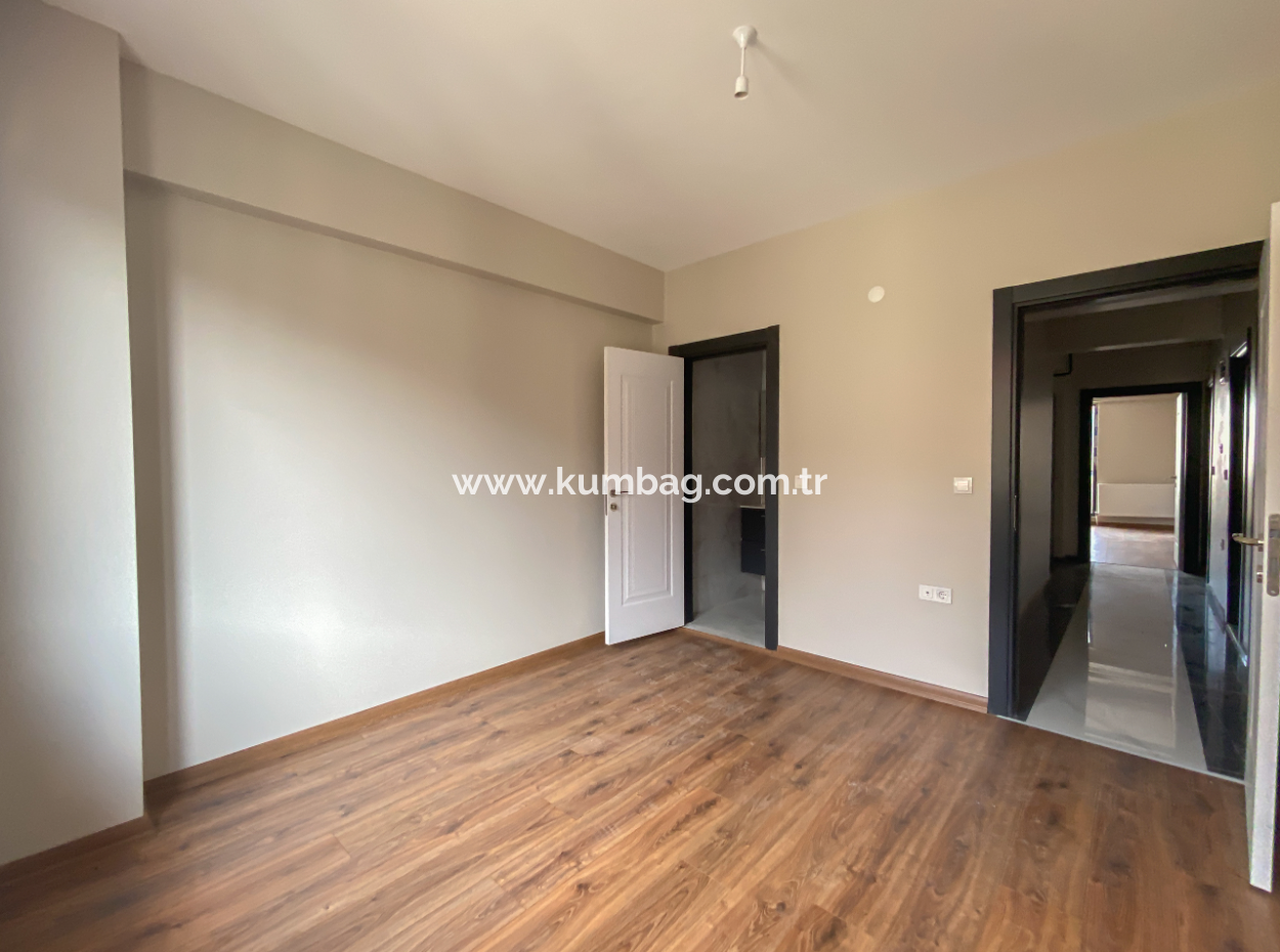 New For Sale On Altinova Street Close To The Beach 2 1 Apartments