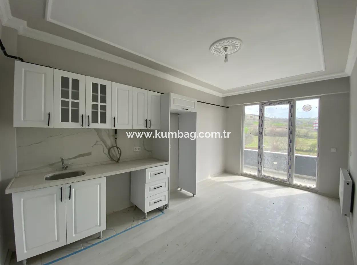 Tekirdağ Kumbağ'da Doğa Manzarali Yeni 1+1 Satilik Daire