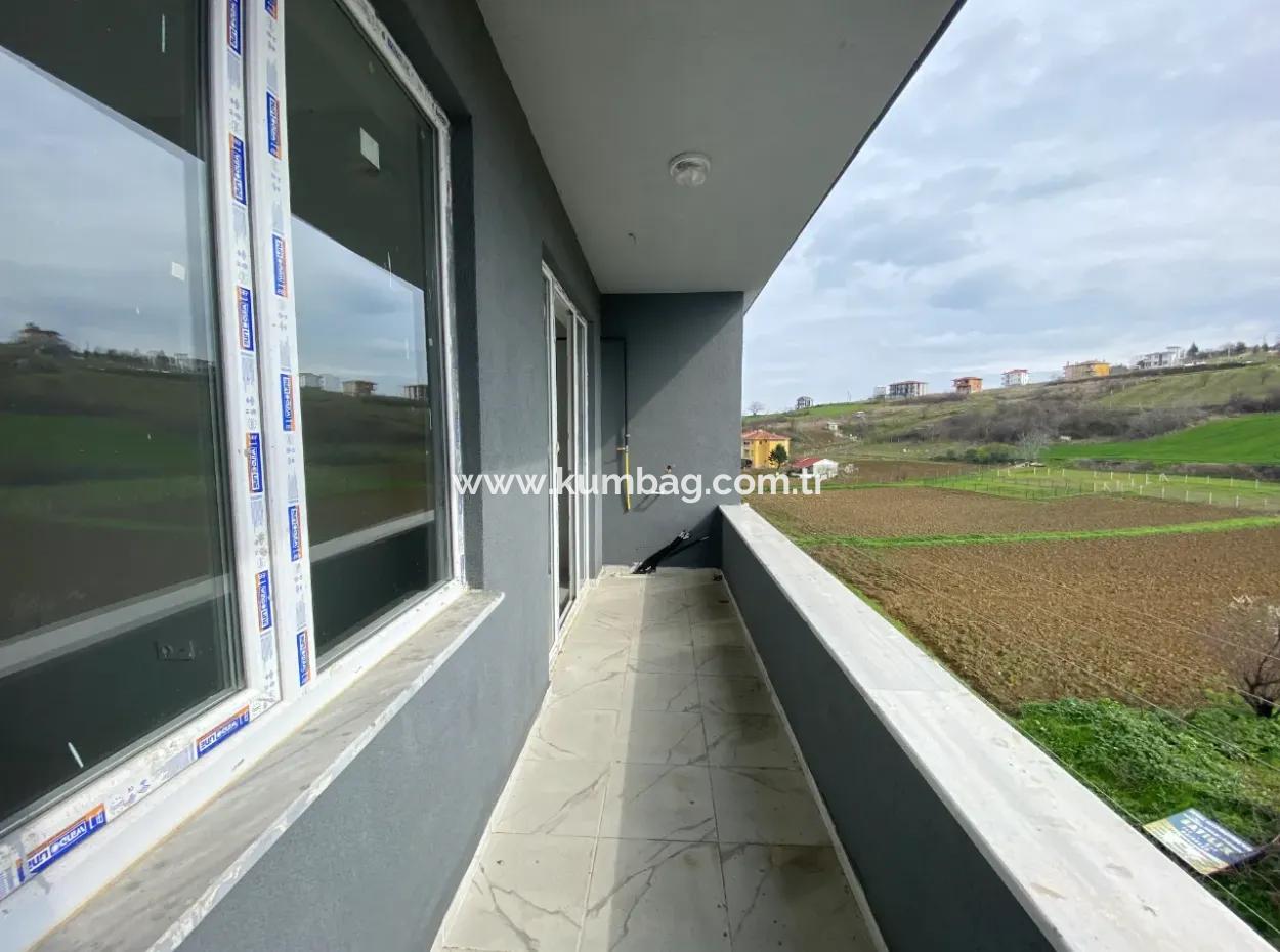 Tekirdağ Kumbağ'da Doğa Manzarali Yeni 1+1 Satilik Daire