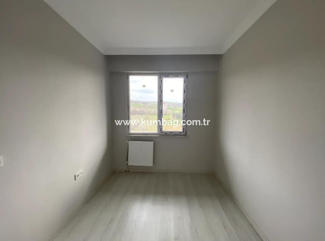Tekirdağ Kumbağ'da Doğa Manzarali Yeni 1+1 Satilik Daire