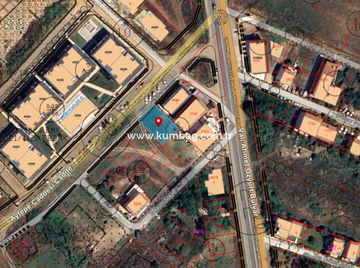 40 Mt Land For Sale On The Street Next To The Sites With Pools In Kumbağ