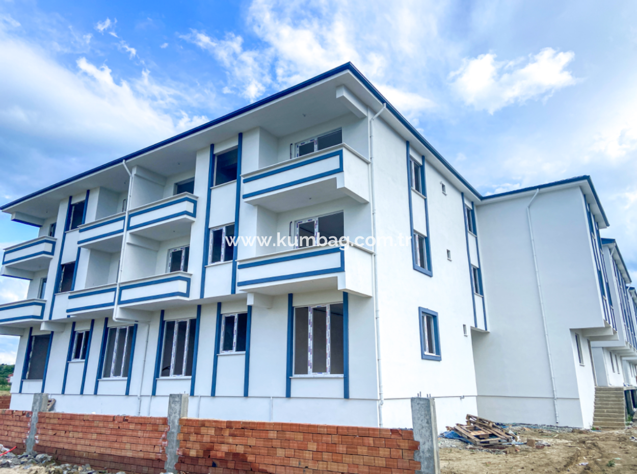 Brand New 2 1 Apartment For Sale In A Complex With Pool In Kumbagh