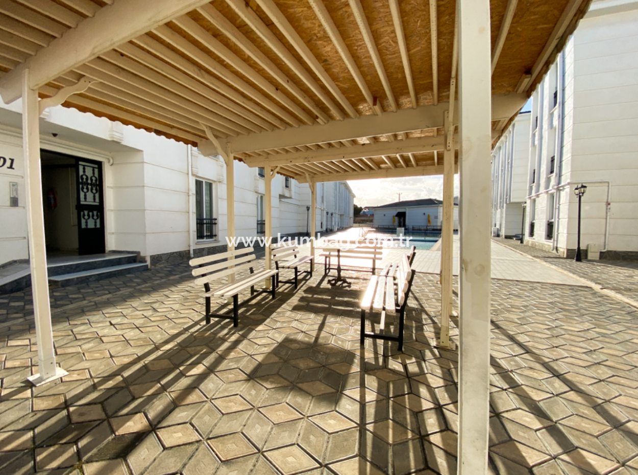 Shop For Rent In Nile Life Complex By The Sea In Kumbağ