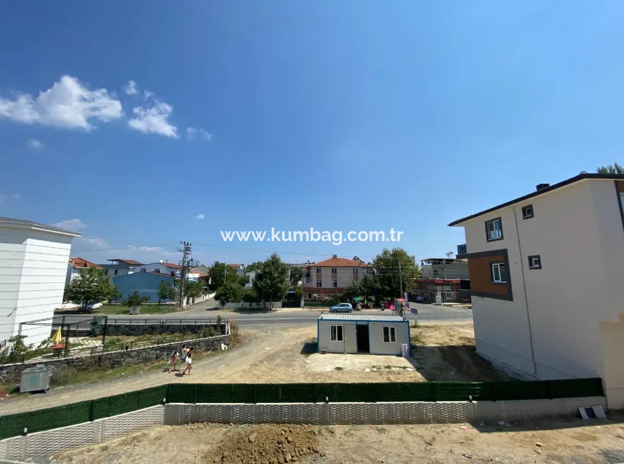 Kumbağ Ana Cadde Üzerinde Site İçi Kiralik 1+1 Daire