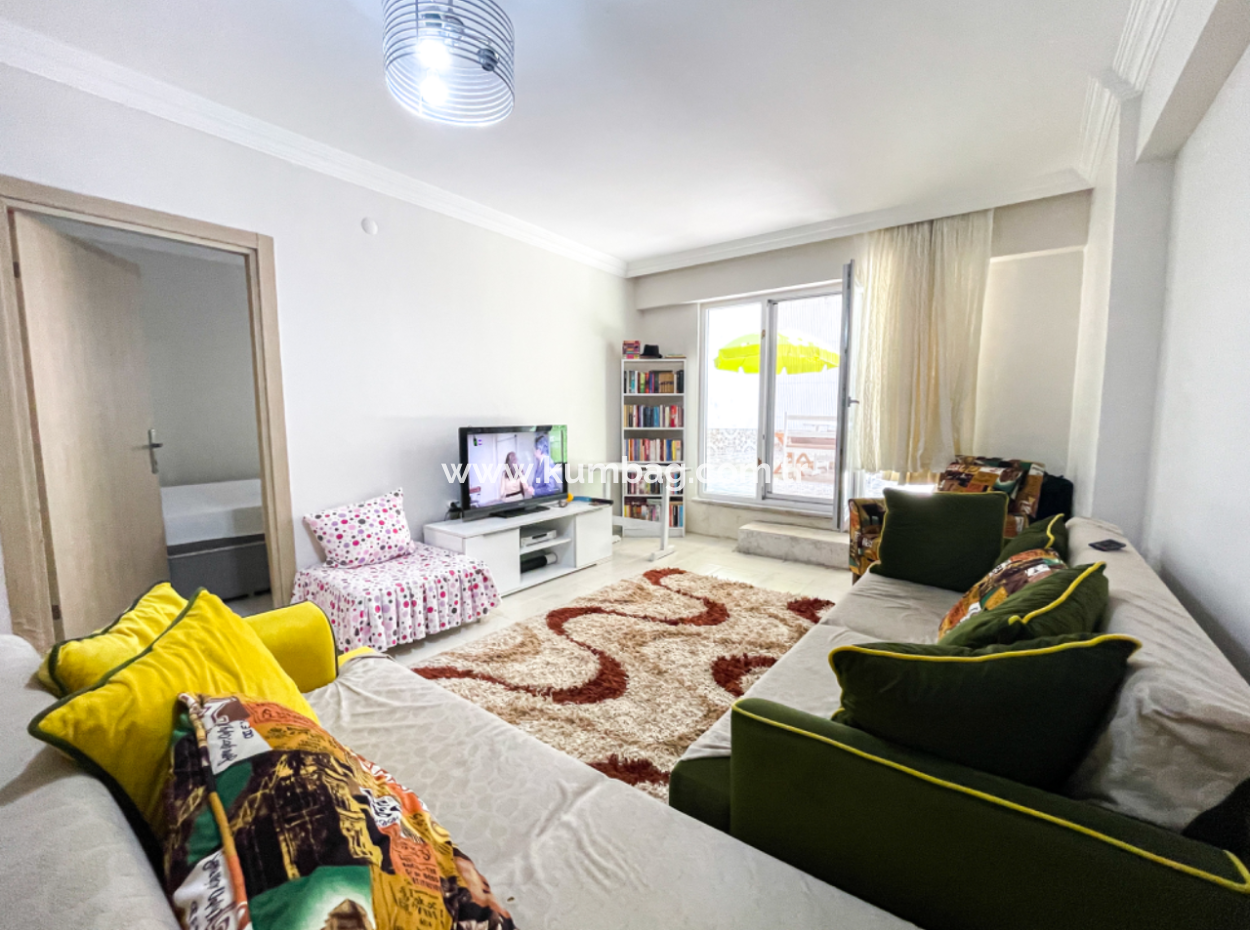 2 1 Apartment For Sale In Kumbag, Large Garden, Separate Kitchen, Furnished