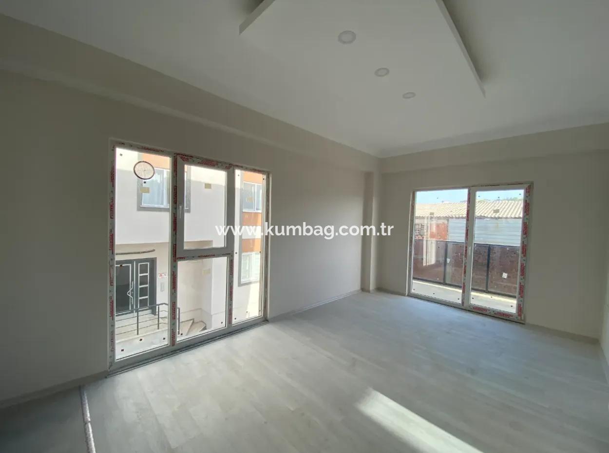 Kumbağ Havuzlu Sitede Denize Yakin Yaz-Kiş Kiralik 2+1 Sifir Daire