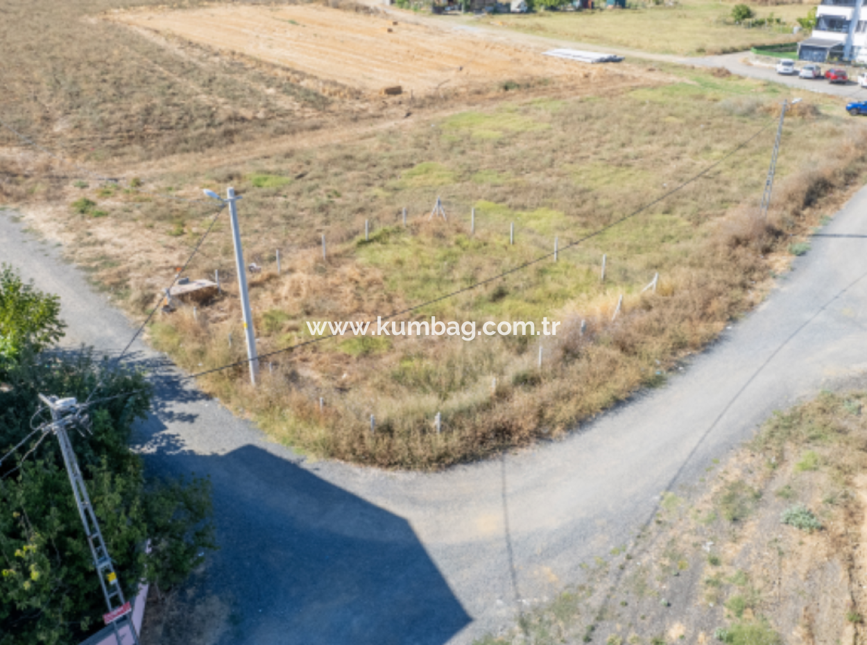 270 M2 Single Title Deed Land For Sale With Corner Parcel Residential Zoning In Kumbağ