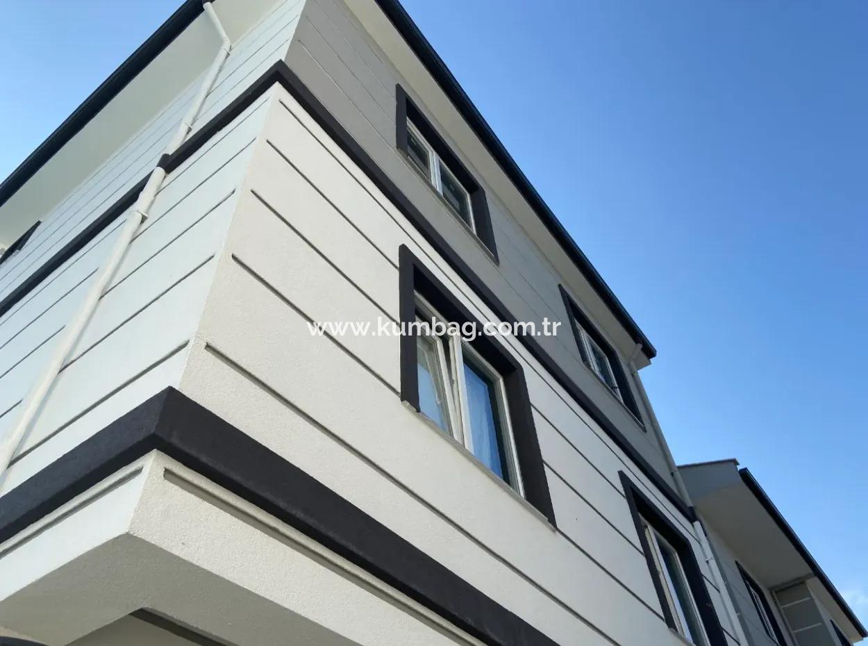 Kumbağ Havuzlu Ve Aquaparkli Sitede Yaz-Kiş Kiralik 2+1 Daire