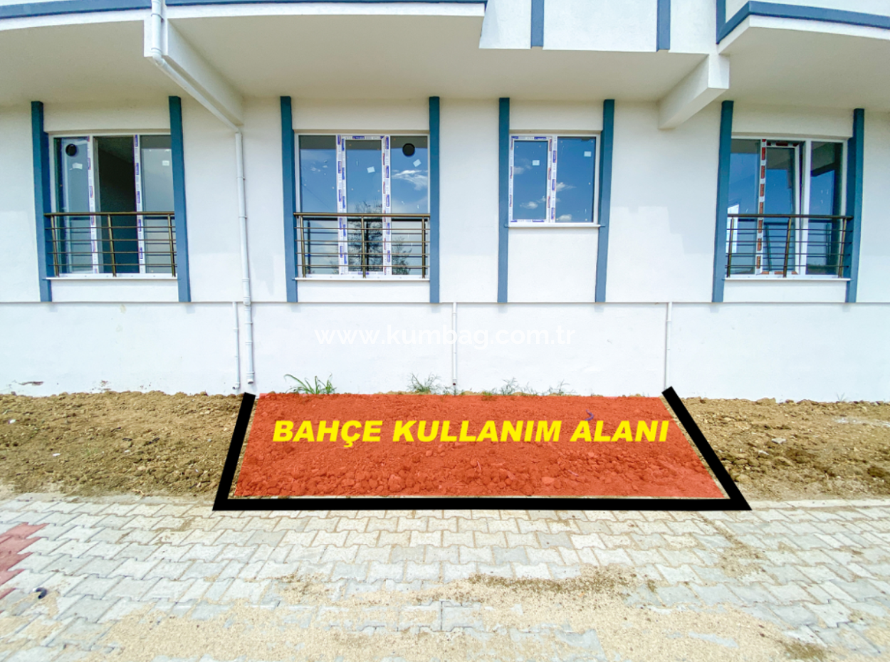 Kumbağ Havuzlu Site İçerisinde Bahçe Kati 1+1 Satilik Daire