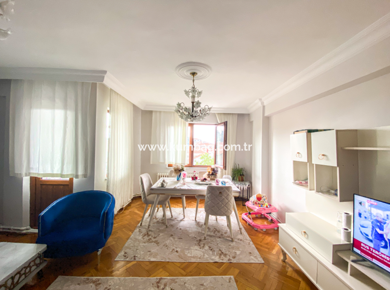 Altinova Mah. Site İçerisinde Deniz Manzarali Satilik 2+1 Daire