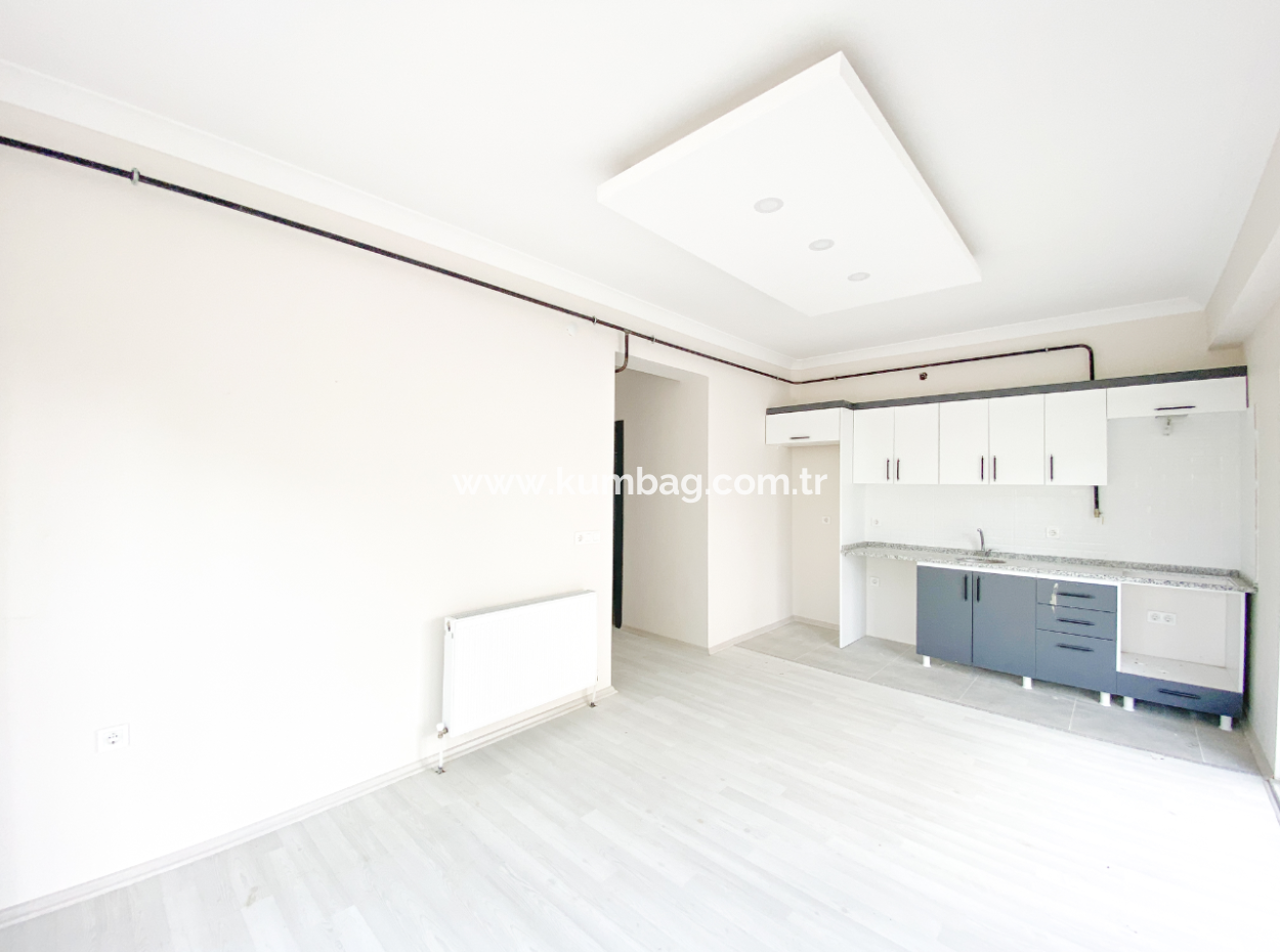 Kumbağ Mah. Havuzlu Site İçerisinde Satilik 2+1 Daireler