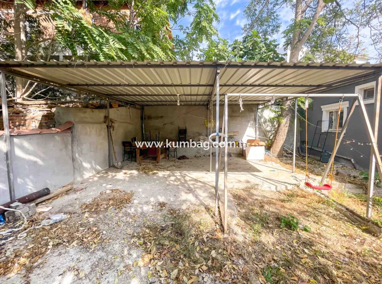 2 1 Detached House With Large Garden In Barbaros Neighborhood