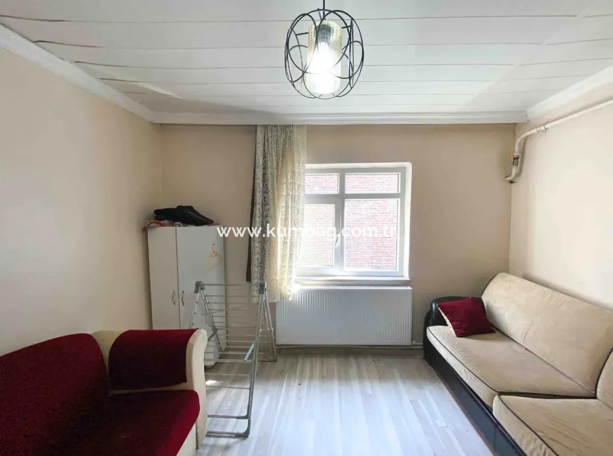 2 1 Detached House With Large Garden In Barbaros Neighborhood