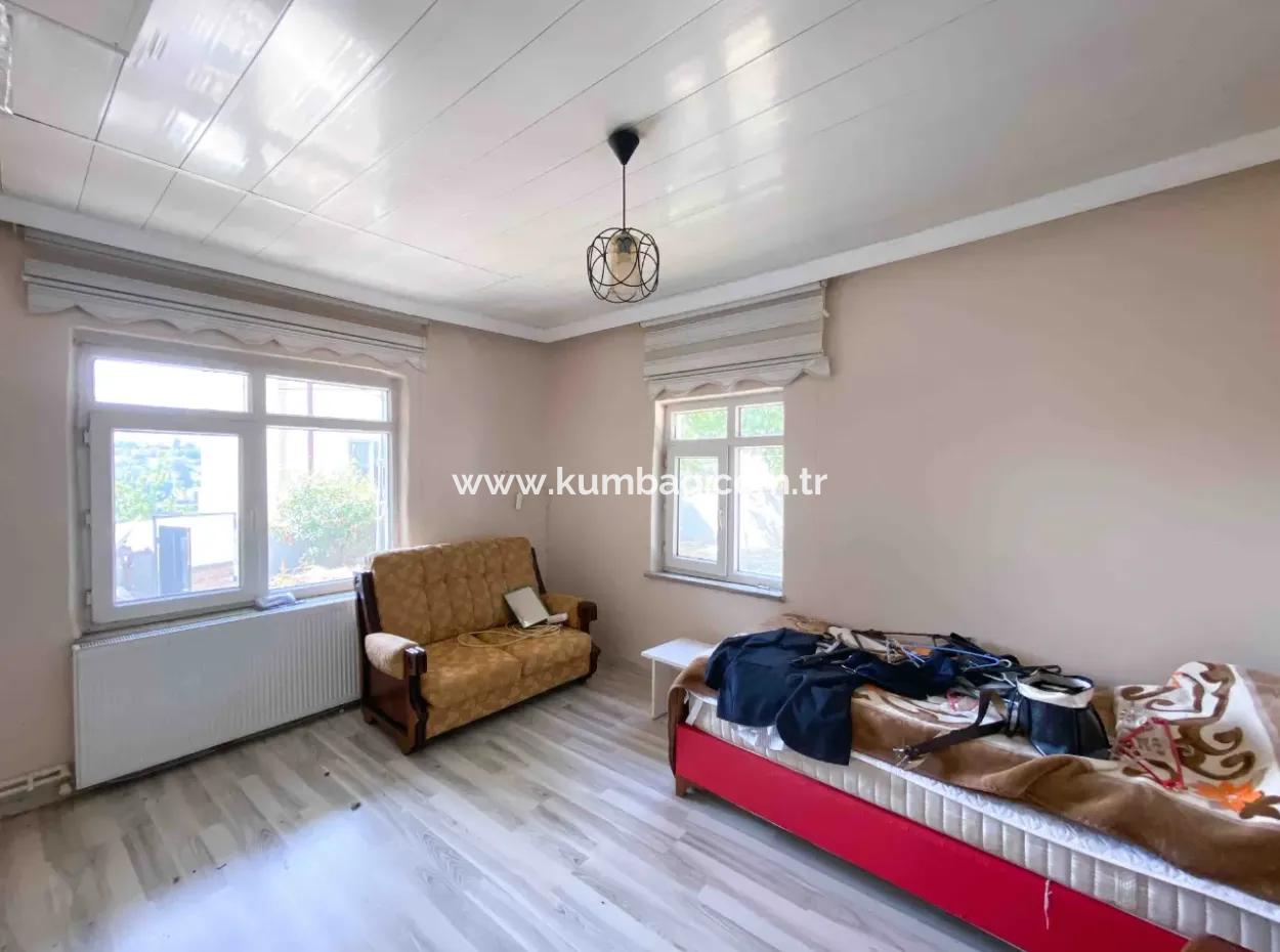 2 1 Detached House With Large Garden In Barbaros Neighborhood