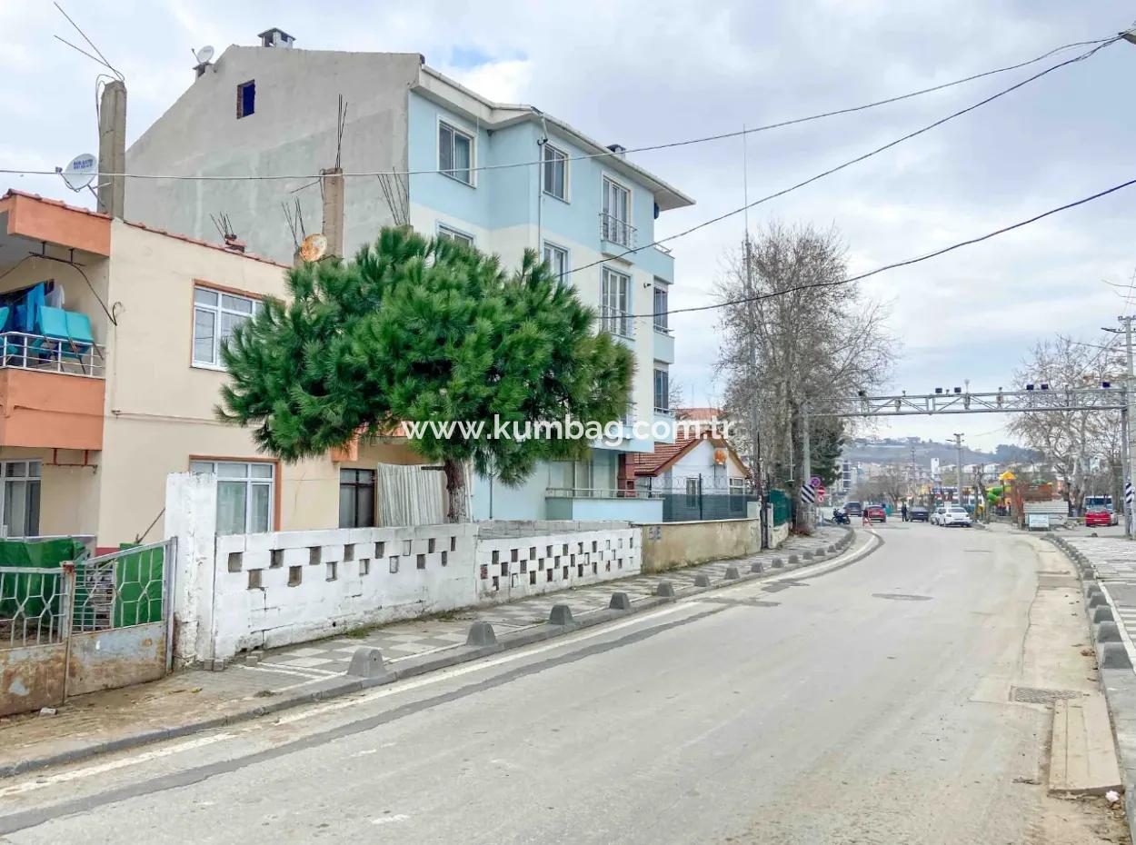 Furnished Natural Gas Rent Close To The Sea On The Street In Kumbağ 2 1