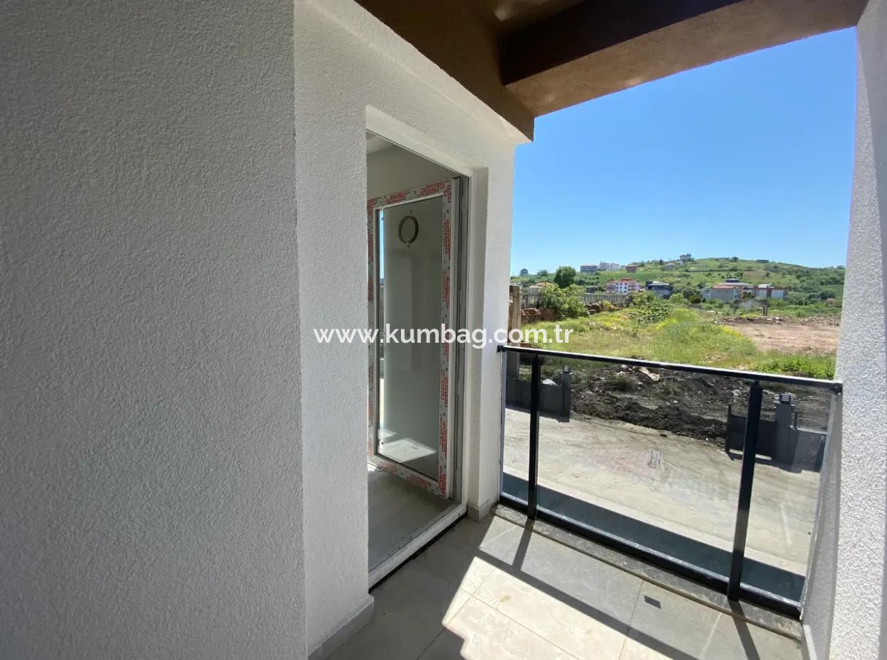 Kumbağ Mah. 1 1 Apartments For Sale In A Complex With Pool