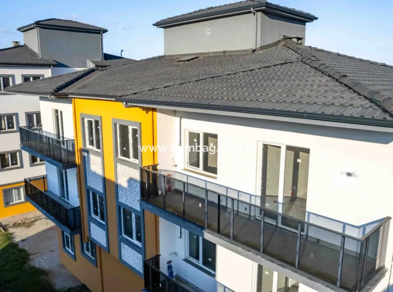 Zero 1 1 Apartment For Sale In A Complex On The Street In Kumbagh
