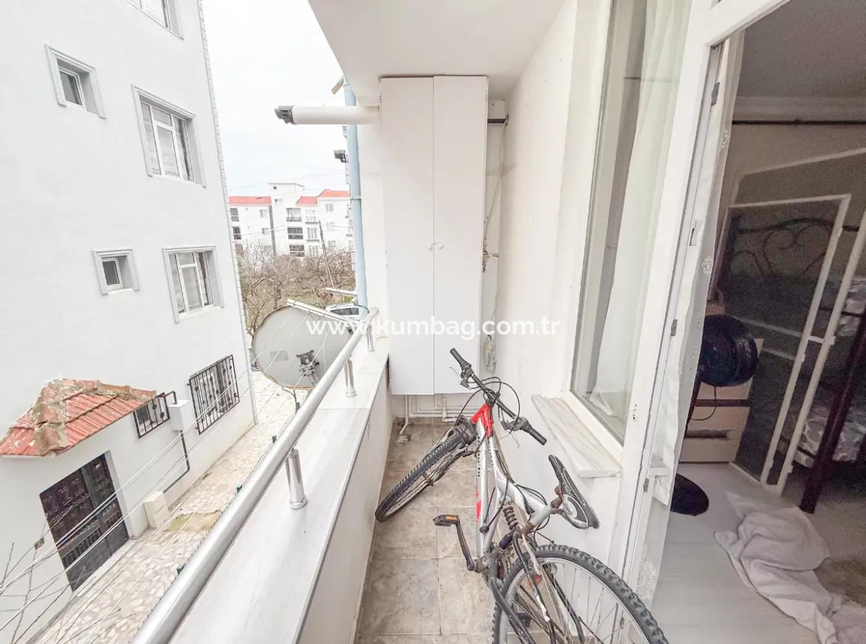 2 1 Apartment For Sale With Double Balconies In Central Location Of Kumbağ