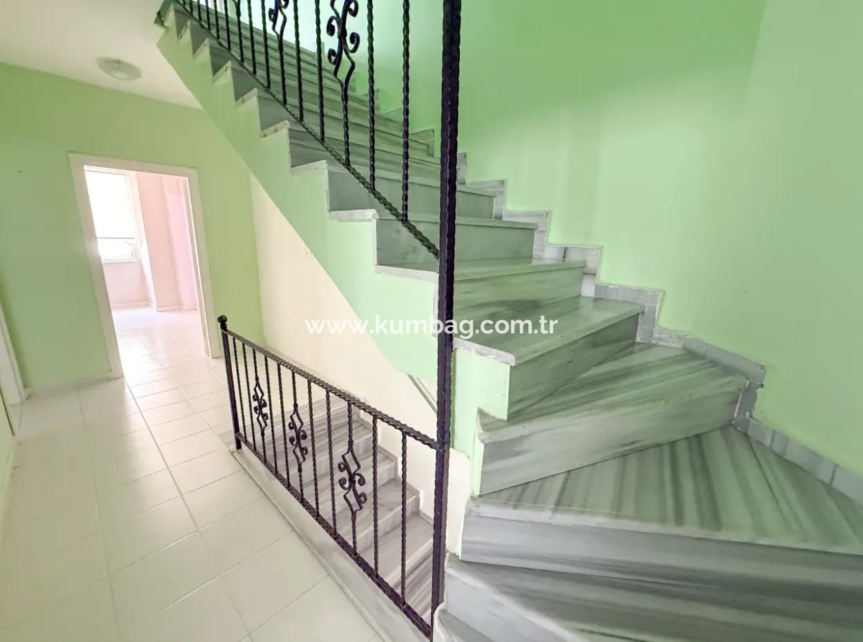 Triplex Villa For Sale In A Complex With 50 Mt Pool To Kumbağ Deniz