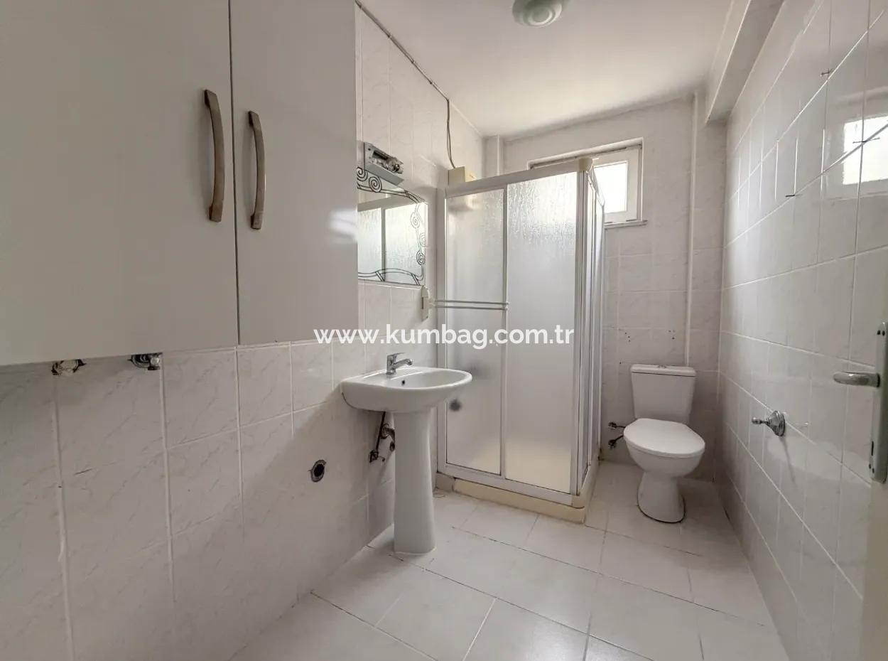 Triplex Villa For Sale In A Complex With 50 Mt Pool To Kumbağ Deniz