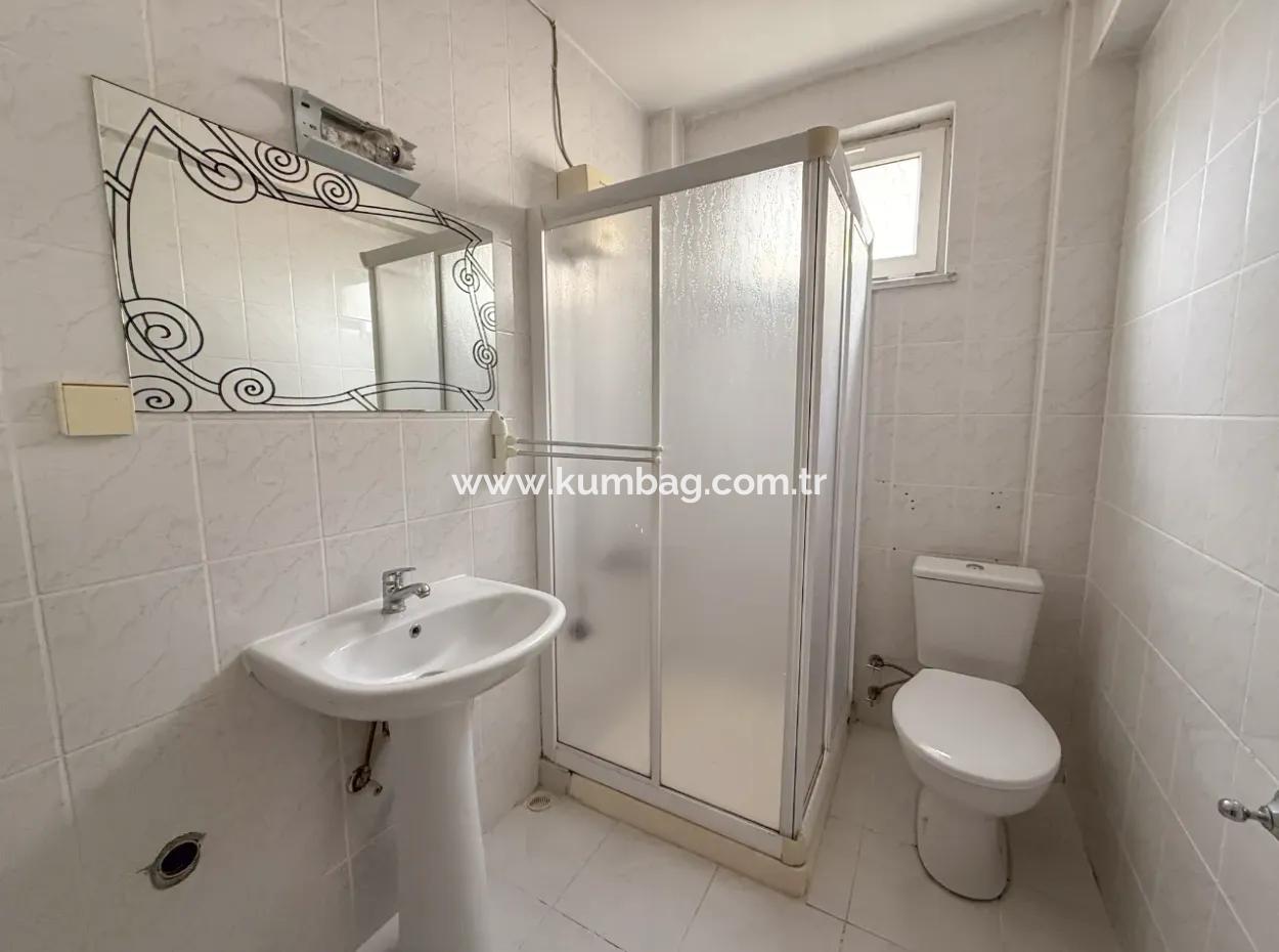 Triplex Villa For Sale In A Complex With 50 Mt Pool To Kumbağ Deniz