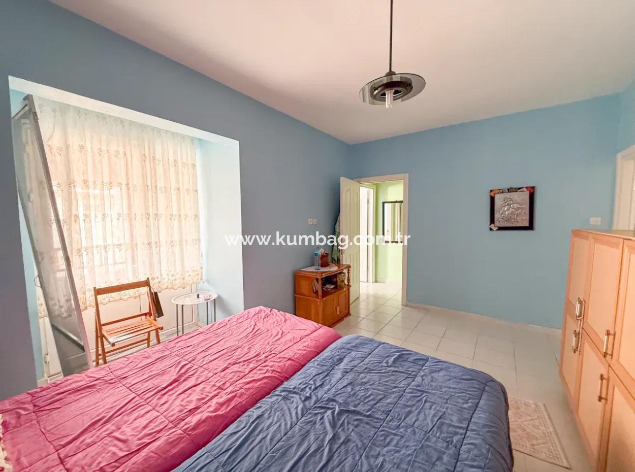 Triplex Villa For Sale In A Complex With 50 Mt Pool To Kumbağ Deniz