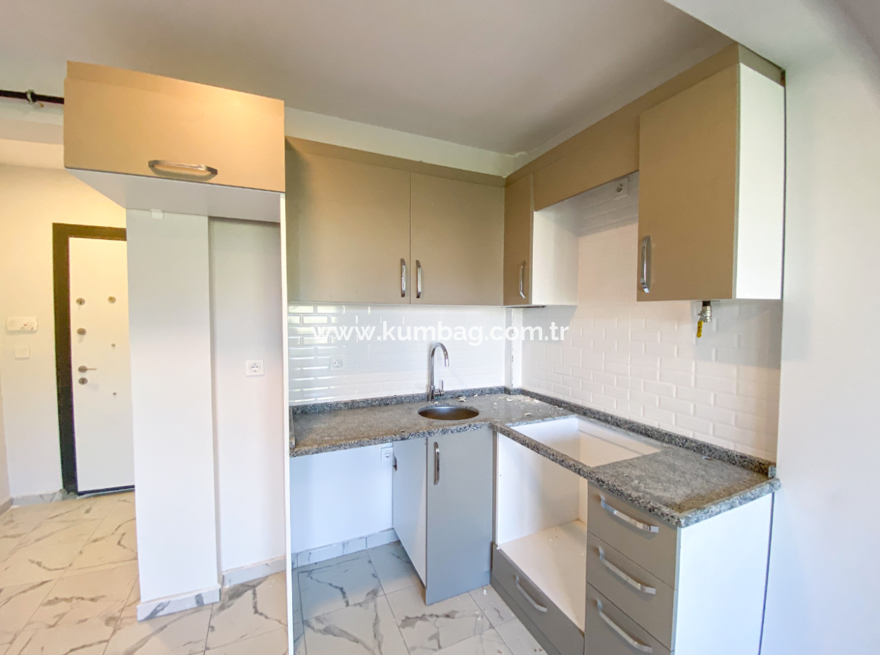 Zero For Sale 1 1 Apartment Behind Kumbağ Migros
