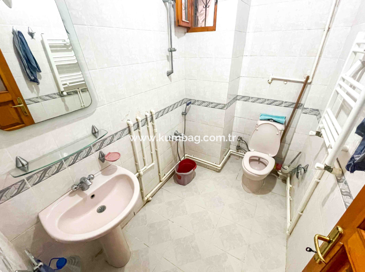 2 Storey Villa With Garden For Sale Near Market Street In Kumbag