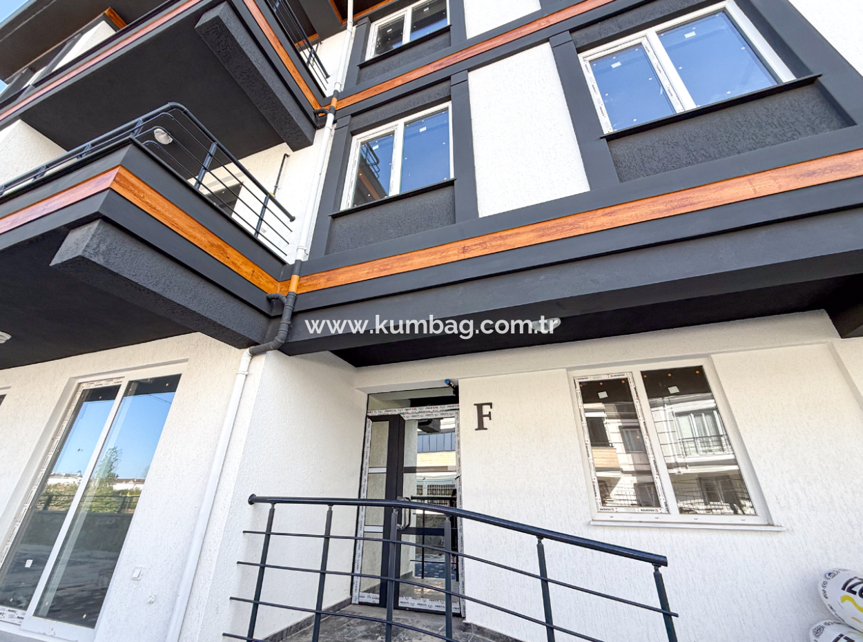 Luxury 2 1 Apartments For Rent Near The Sea In Kumbağ Complex With Pool