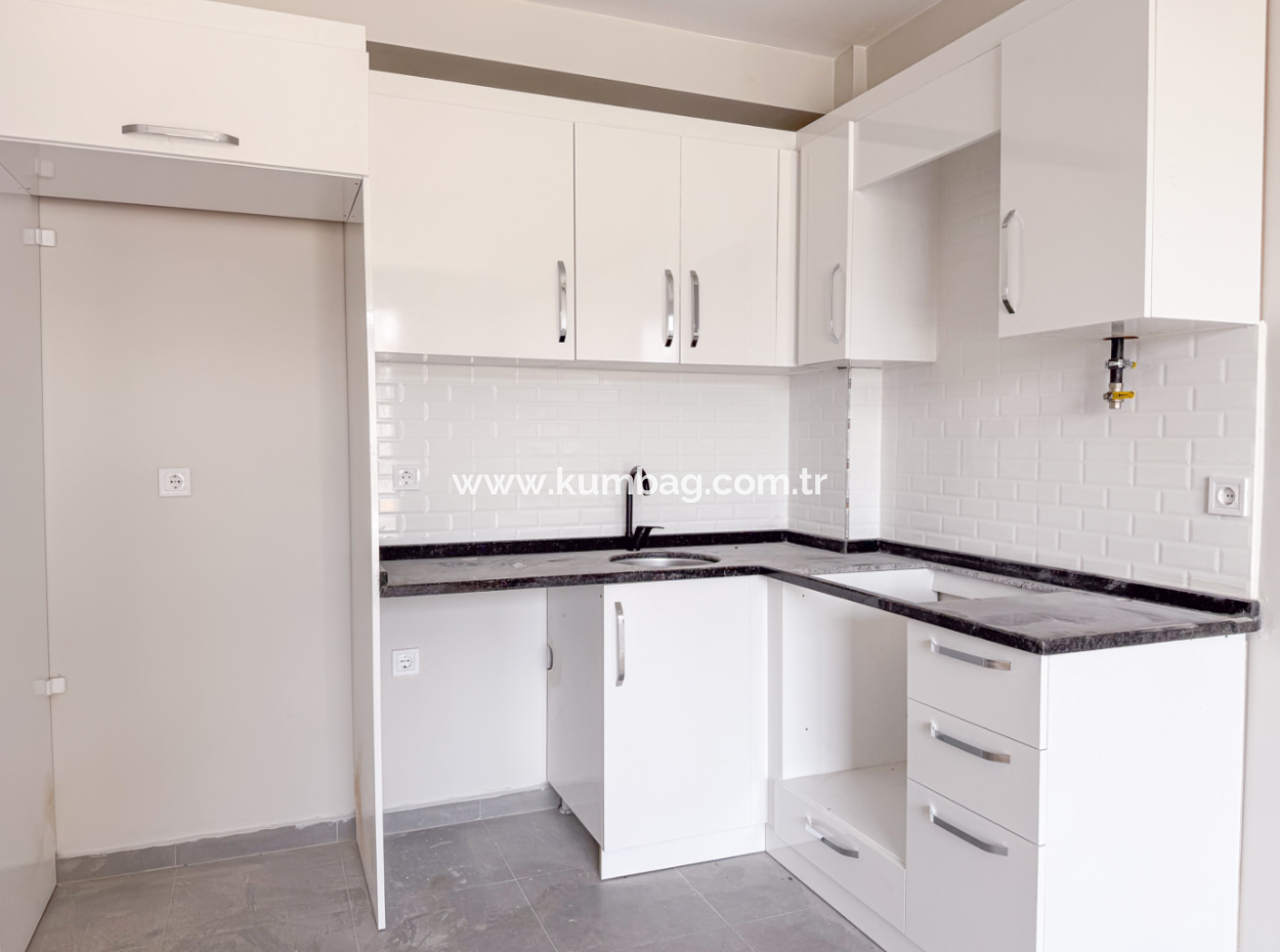 Luxury 2 1 Apartments For Rent Near The Sea In Kumbağ Complex With Pool