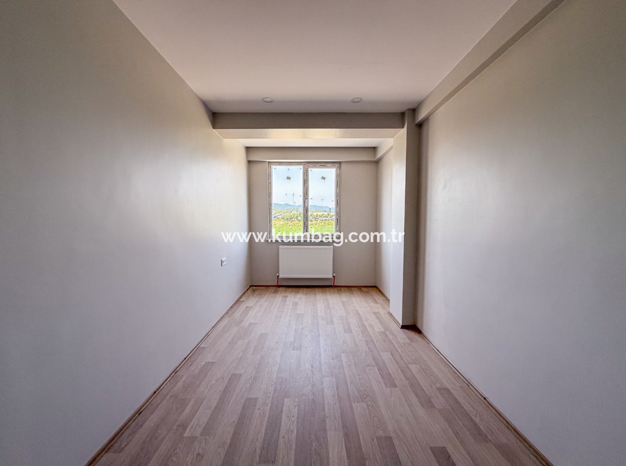 Luxury 2 1 Apartments For Rent Near The Sea In Kumbağ Complex With Pool