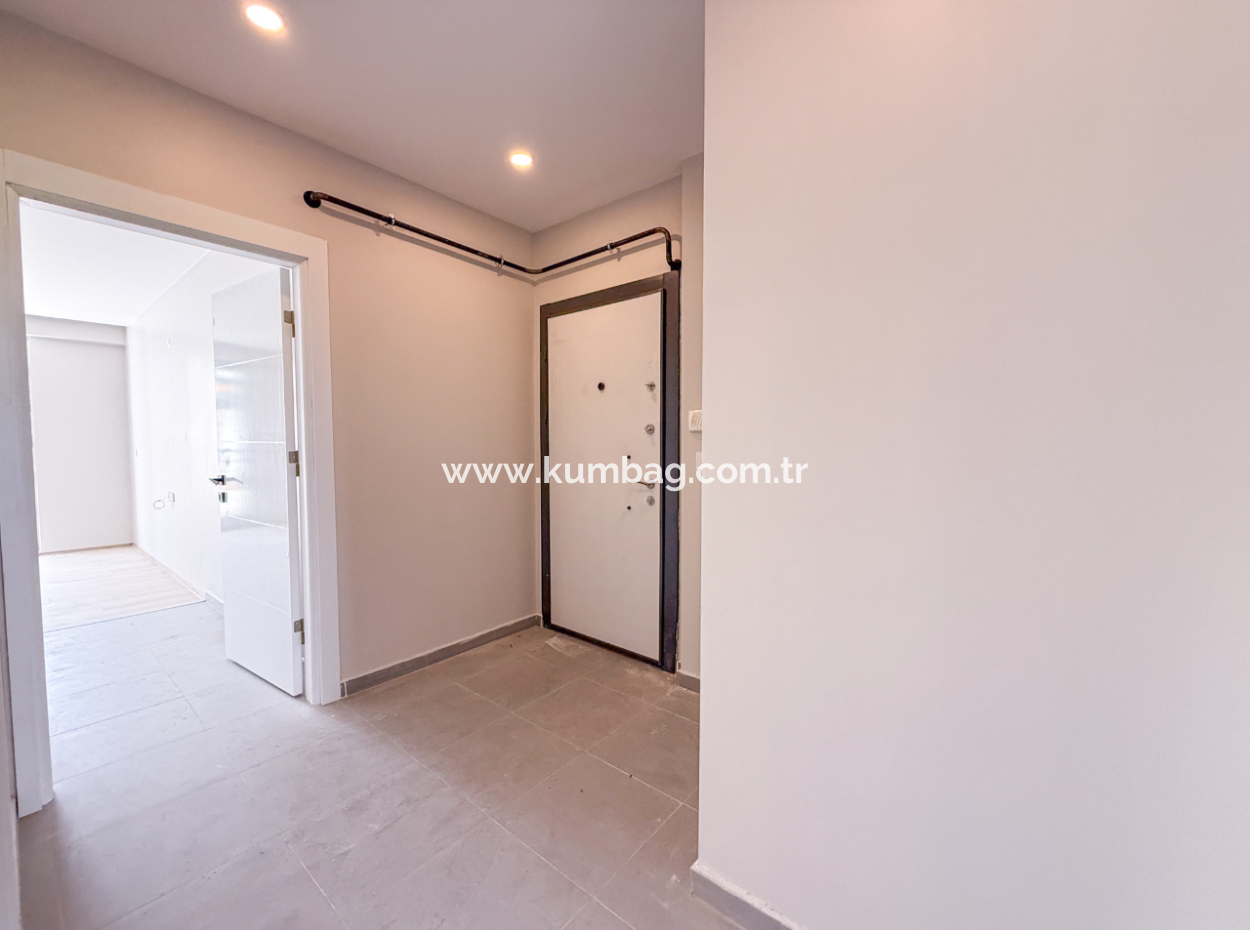 Luxury 2 1 Apartments For Rent Near The Sea In Kumbağ Complex With Pool