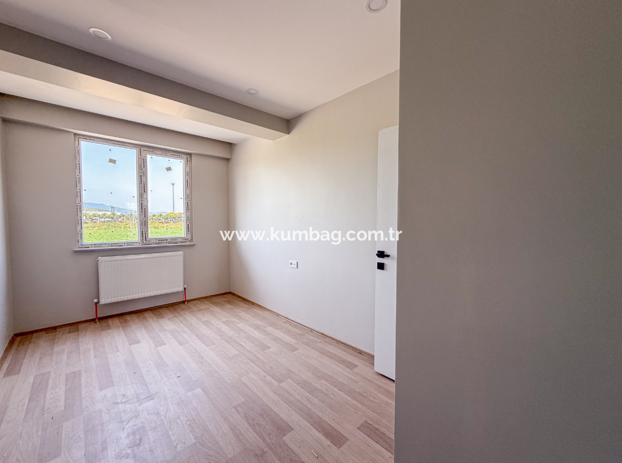 Luxury 2 1 Apartments For Rent Near The Sea In Kumbağ Complex With Pool