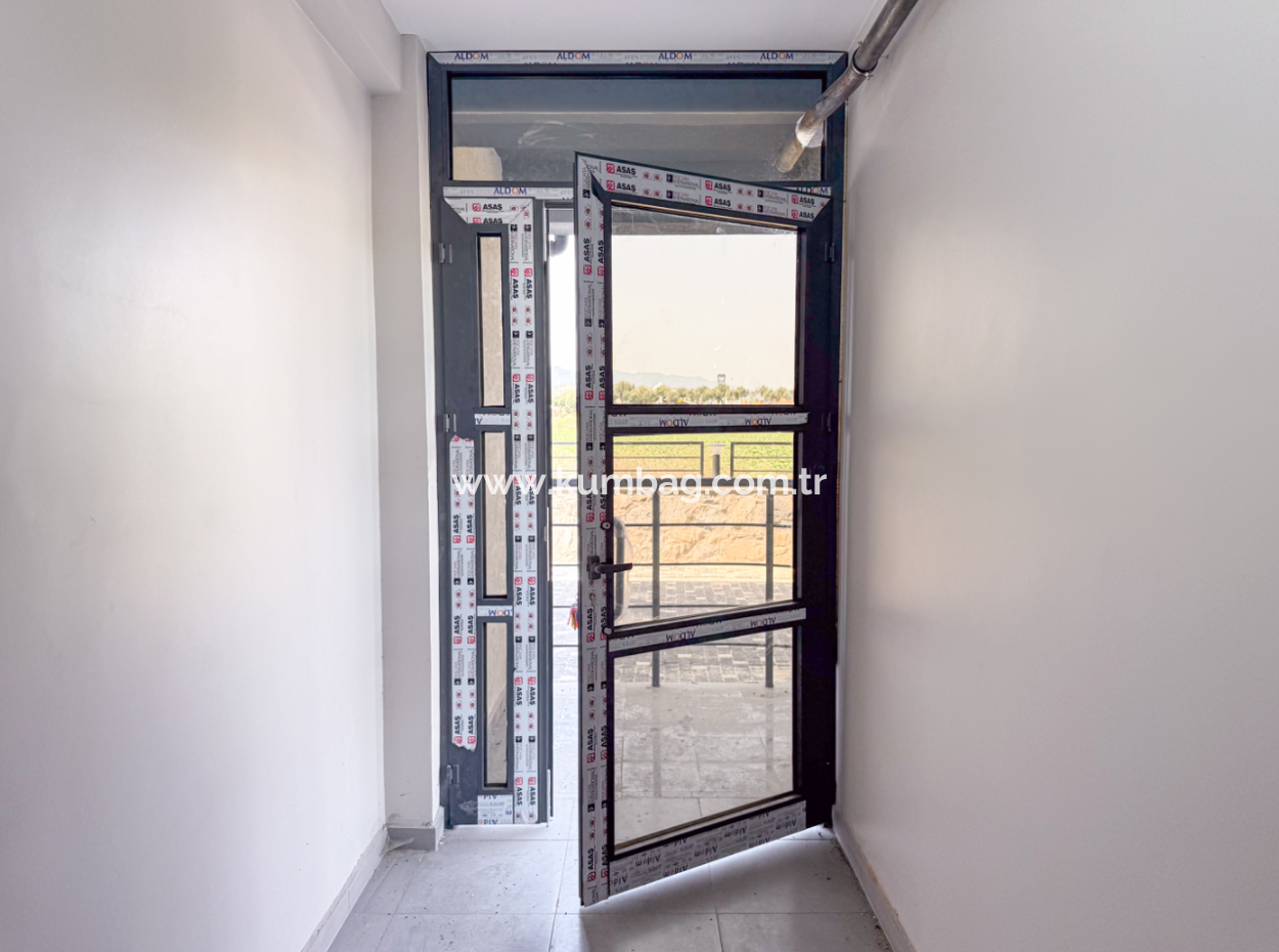 Luxury 2 1 Apartments For Rent Near The Sea In Kumbağ Complex With Pool