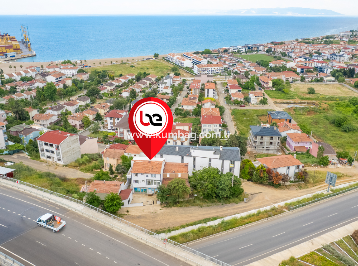 Triplex Detached House For Sale With Sea View And Street Front