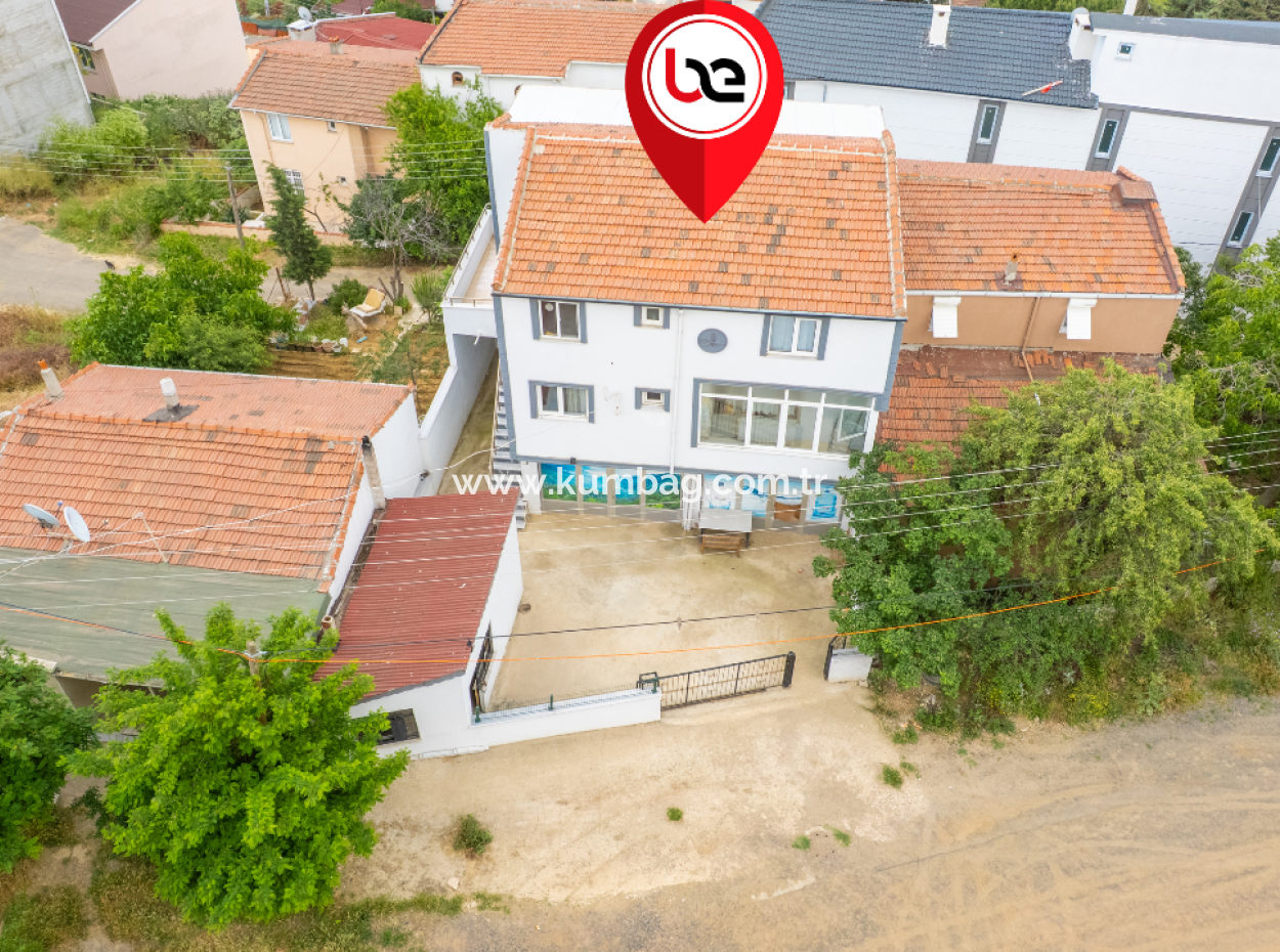 Triplex Detached House For Sale With Sea View And Street Front