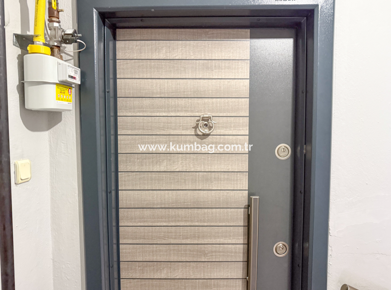 Triplex Detached House For Sale With Sea View And Street Front