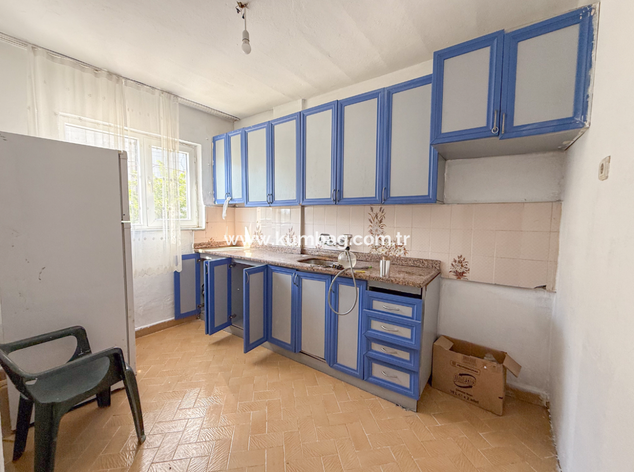 Triplex Detached House For Sale With Sea View And Street Front