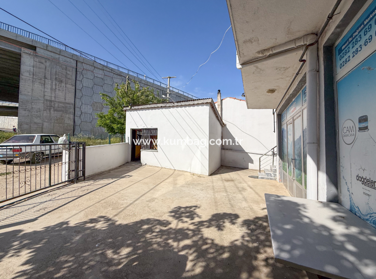 Triplex Detached House For Sale With Sea View And Street Front