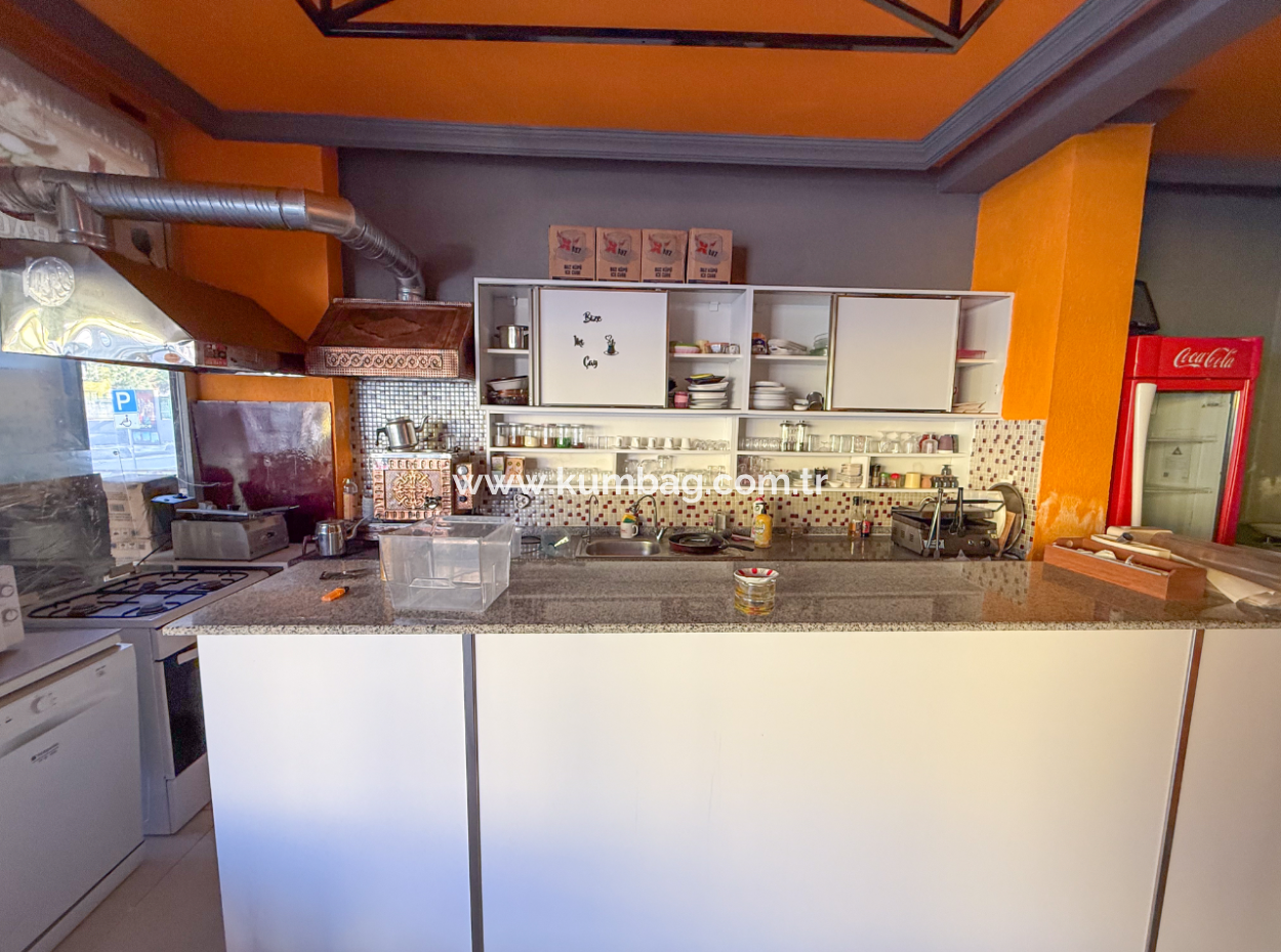 Kumbağ Street Top Devren Kiralik Taksim Wet Burger Shop