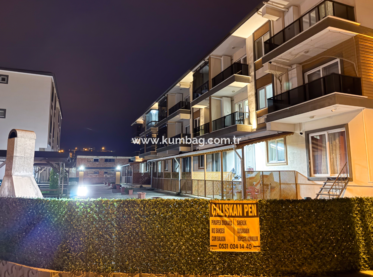 1 1 Apartment For Rent In A Complex On The Front Of Kumbağ Main Street